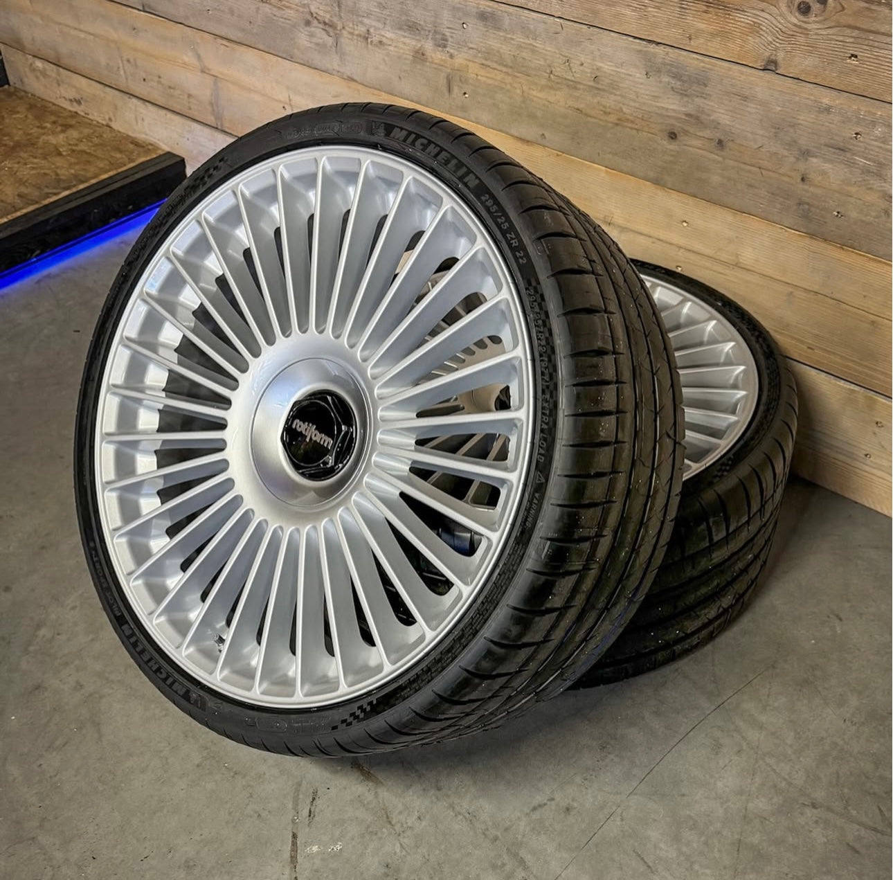 Rotiform GRZ