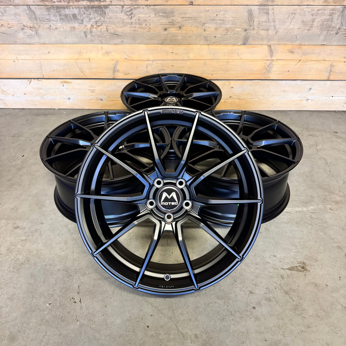 Motec Ultralight