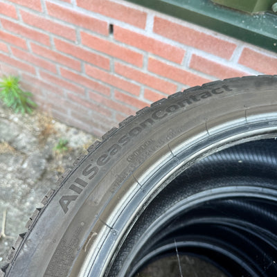 4x 215/45R18 Continental Allseasoncontact