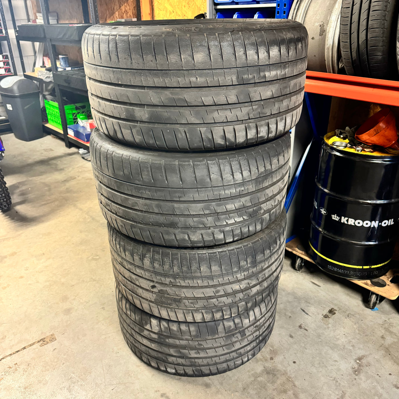 2x 285/30R20 Michelin Pilot Sport 4S