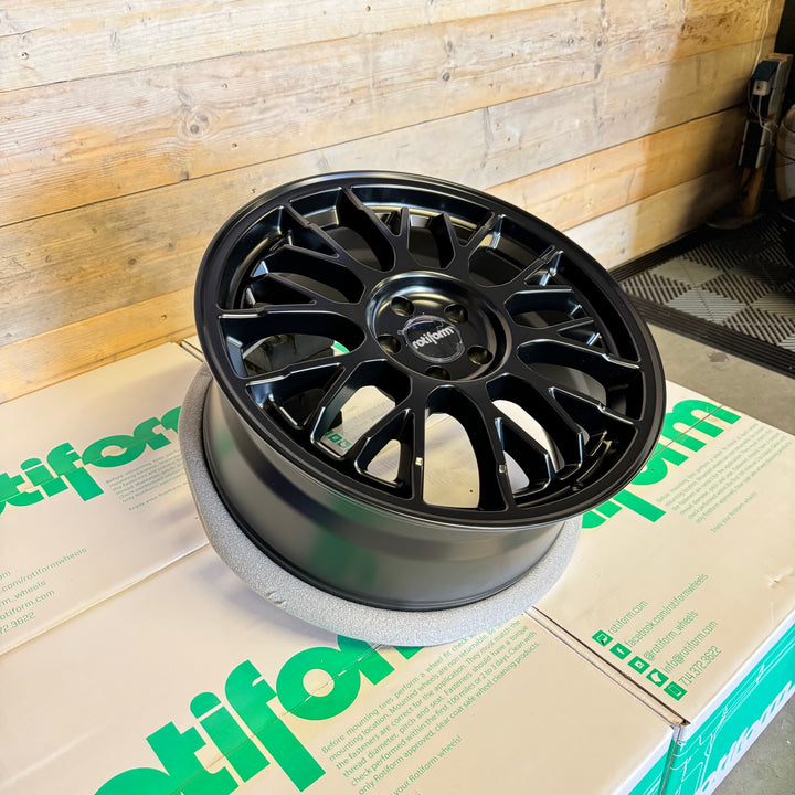 Rotiform PHX – B2K Wheels