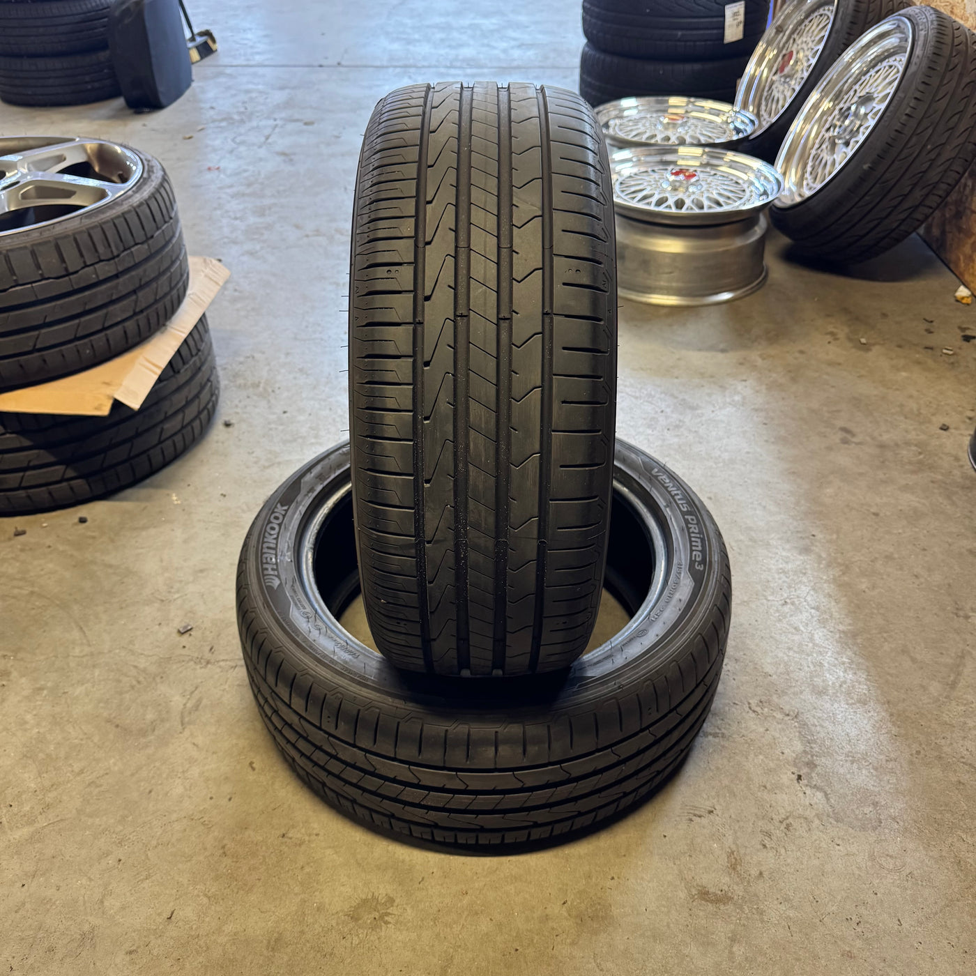 2x 215/50R18 Hankook Ventus Prime 3
