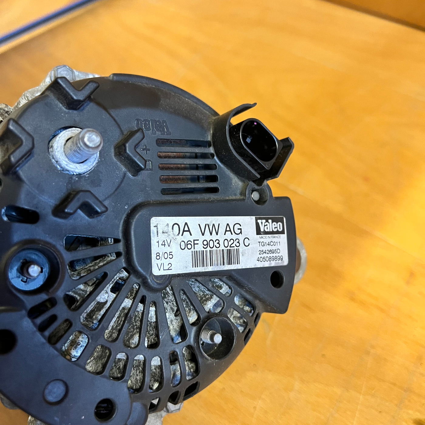 Vw golf 5 gti Dynamo 140A (fits more cars)