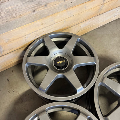 Rotiform SIX