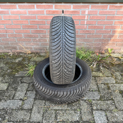 2x 185/65R15 Goodyear Vector4seasons