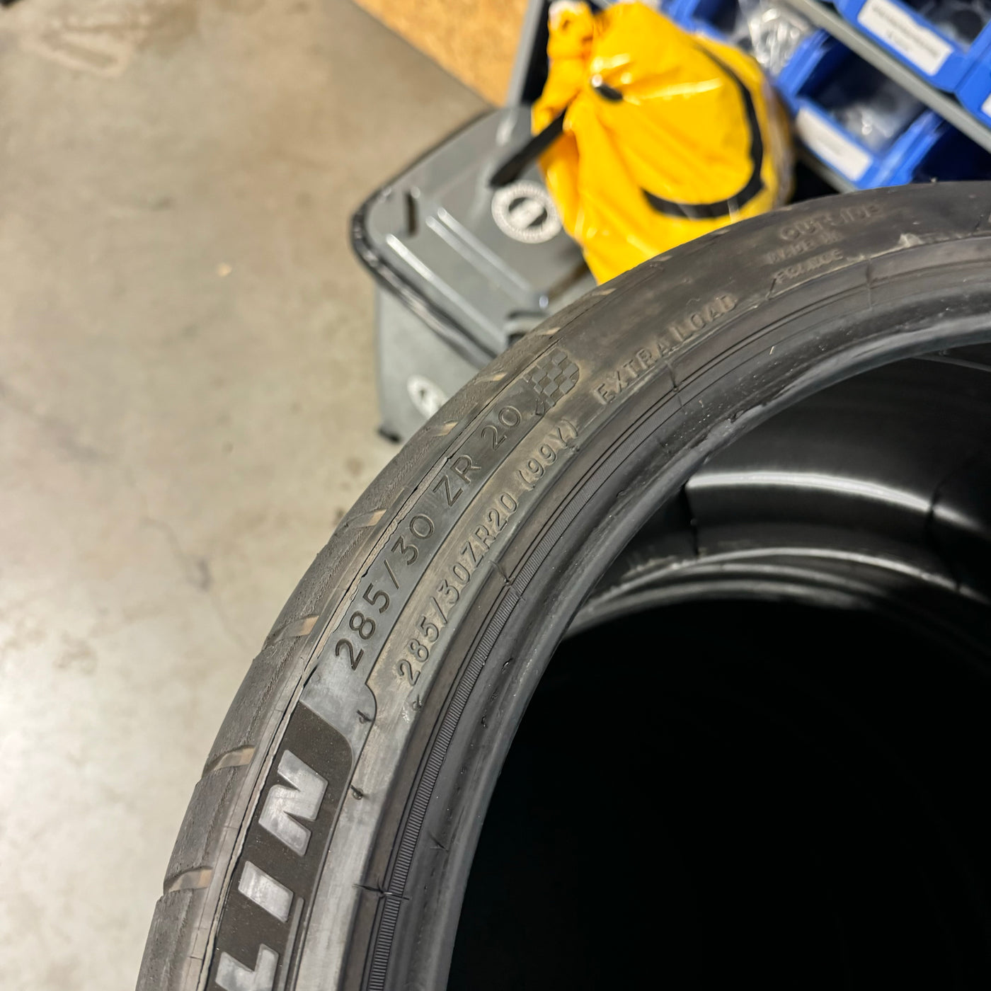 2x 285/30R20 Michelin Pilot Sport 4S